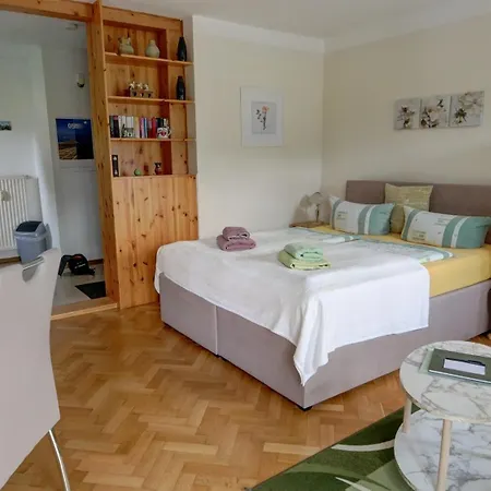 아파트 Haus Heidi, Wellness Und Ayurveda 쿠로르트라텐