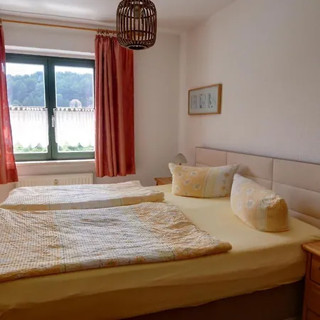 Haus Heidi, Wellness Und Ayurveda 아파트 쿠로르트라텐